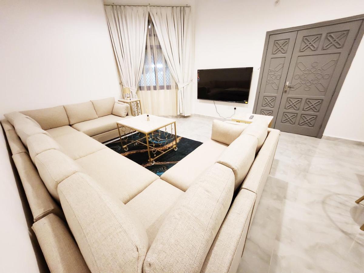 Moods Holiday Homes Al Ain Ngoại thất bức ảnh