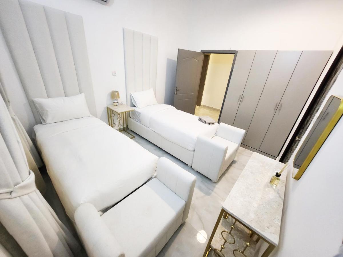 Moods Holiday Homes Al Ain Ngoại thất bức ảnh