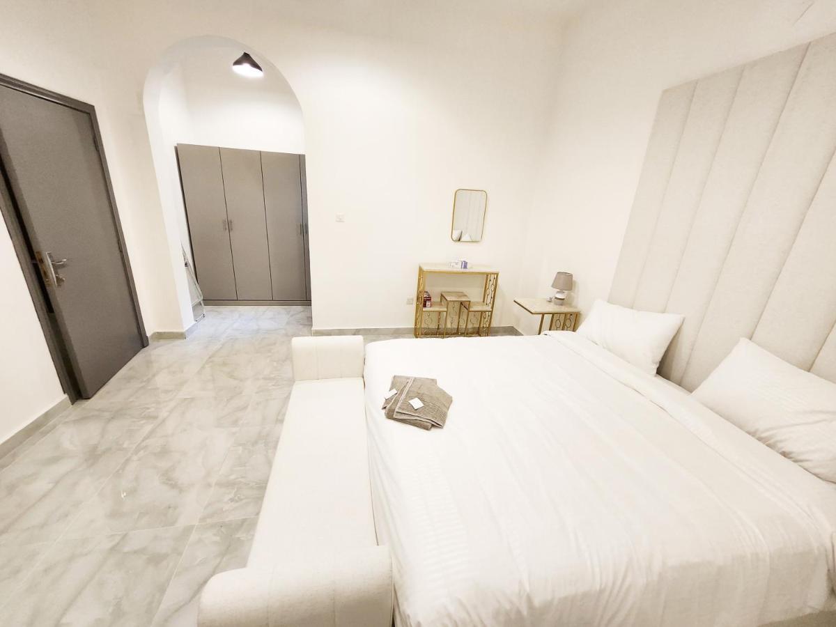 Moods Holiday Homes Al Ain Ngoại thất bức ảnh