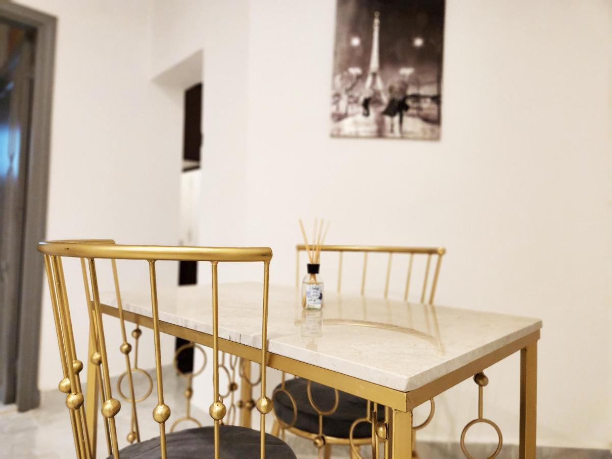Moods Holiday Homes Al Ain Ngoại thất bức ảnh